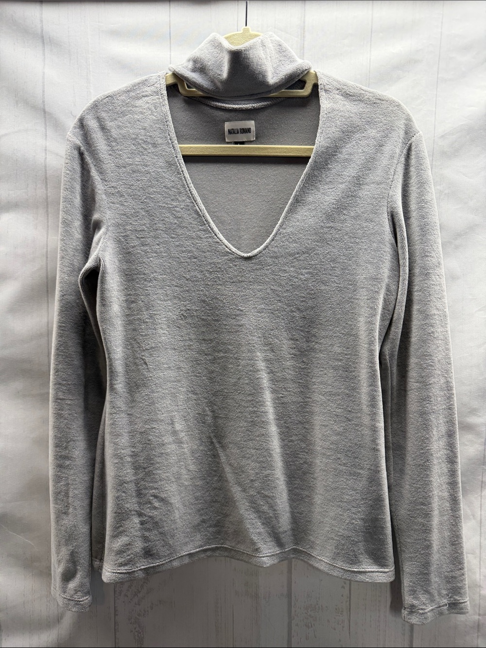 Natalia Romano Gray Brushed Knit Long Sleeve V Neck Choker Top Size L